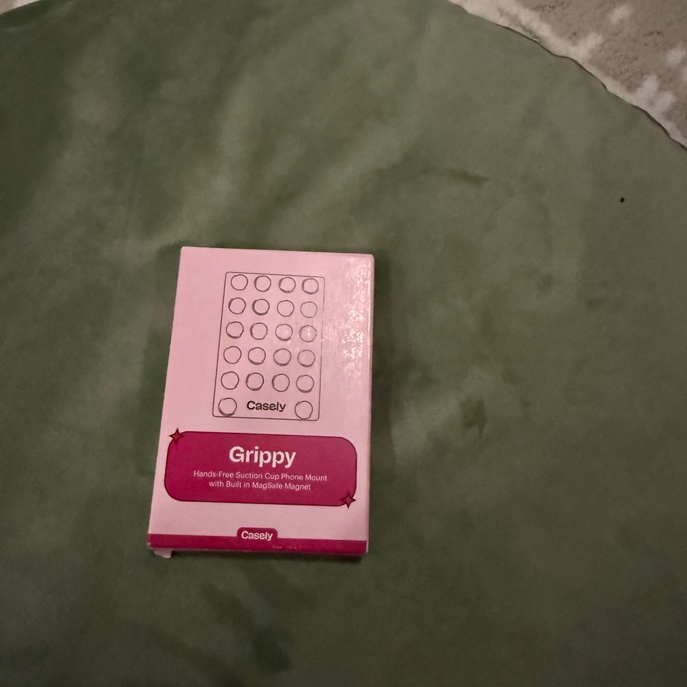 Casely Grippy Phone Mount - Black